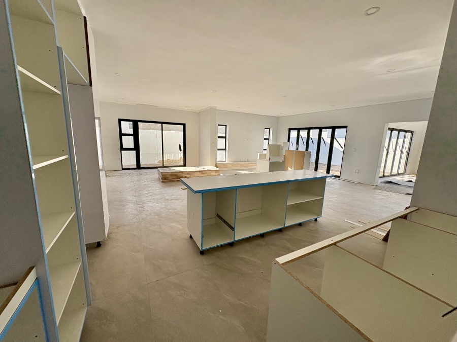 4 Bedroom Property for Sale in Sandown Western Cape